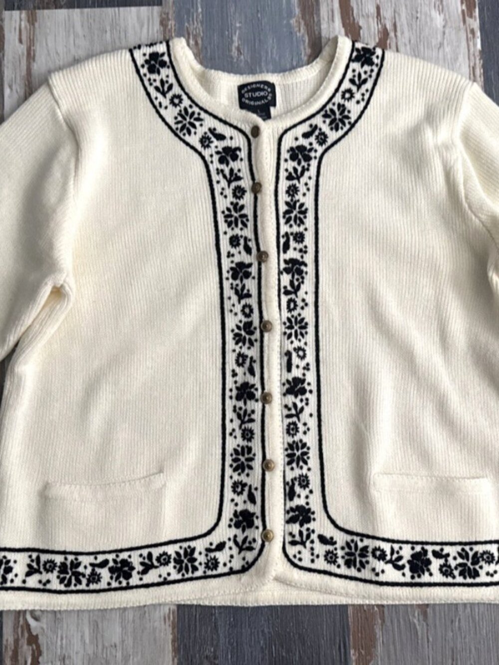 Designers Originals Cardigan Sweater Large Ivory Black Floral Embroidered Button